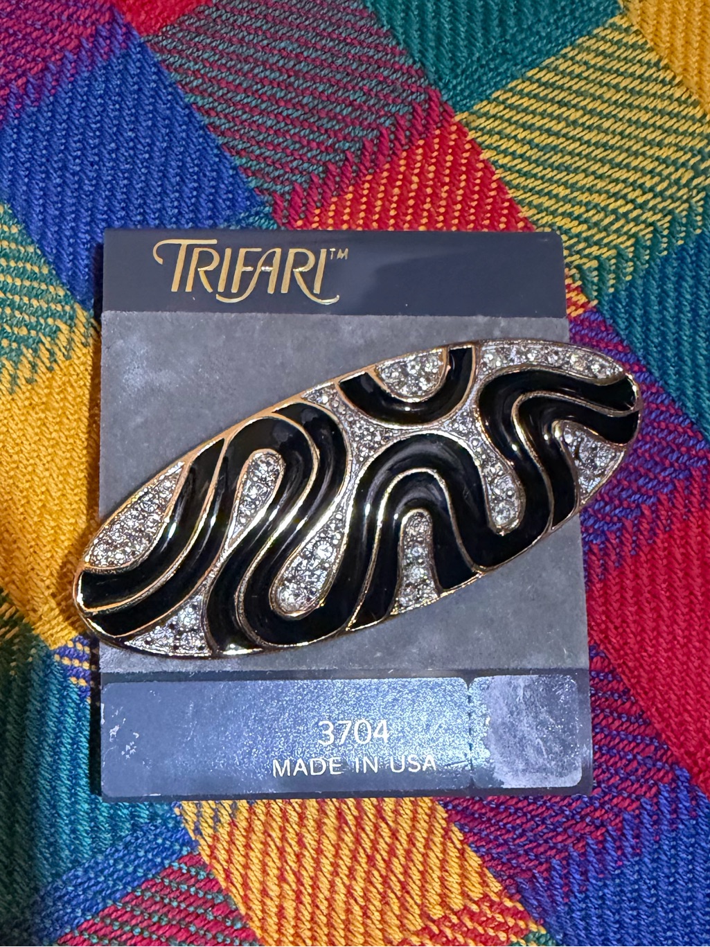 Vintage Trifari Black & Gold Rhinestone Brooch